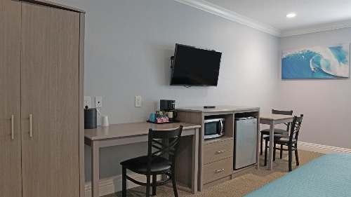 Surf City Inn image 1